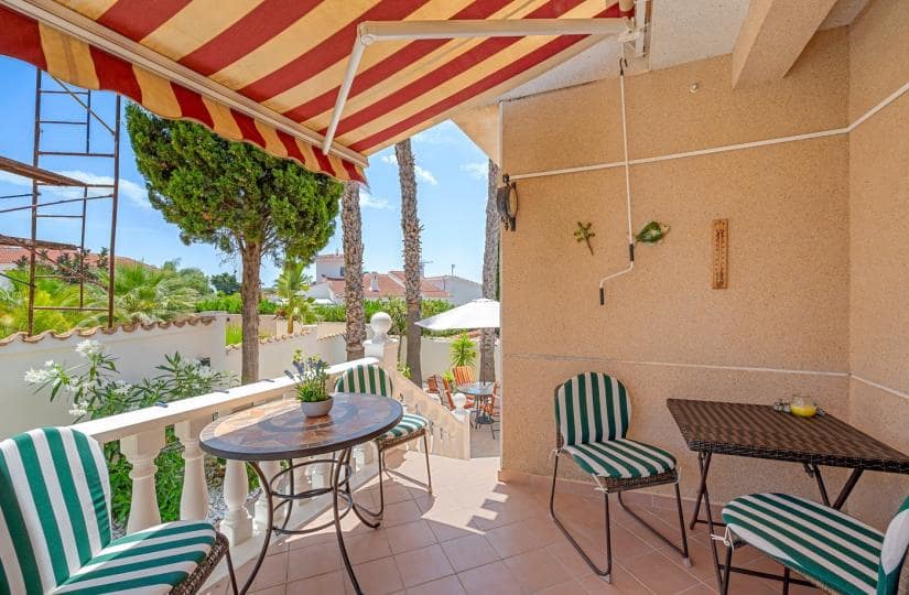 3 soveværelse Villa til salg i Ciudad Quesada med swimmingpool garage - € 460.000 (Ref: 9420357)