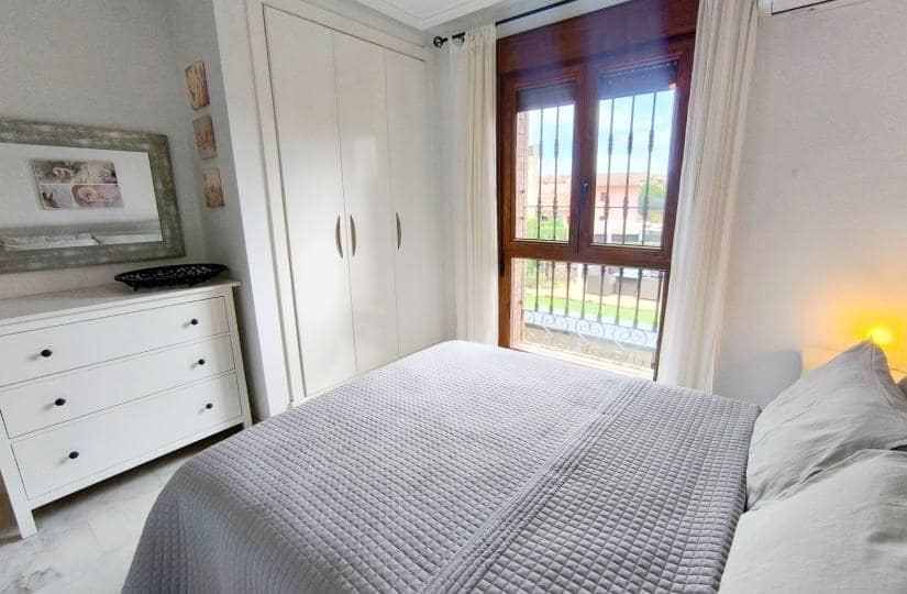 2 bedroom Bungalow for sale in Algorfa with pool garage - € 219,950 (Ref: 9420361)