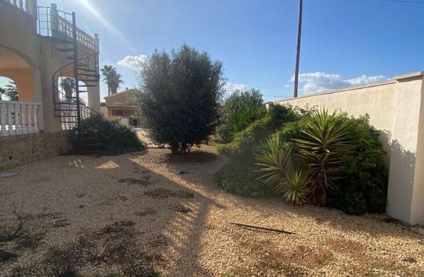 3 bedroom Finca/Country House for sale in Catral with pool garage - € 285,000 (Ref: 9420362)