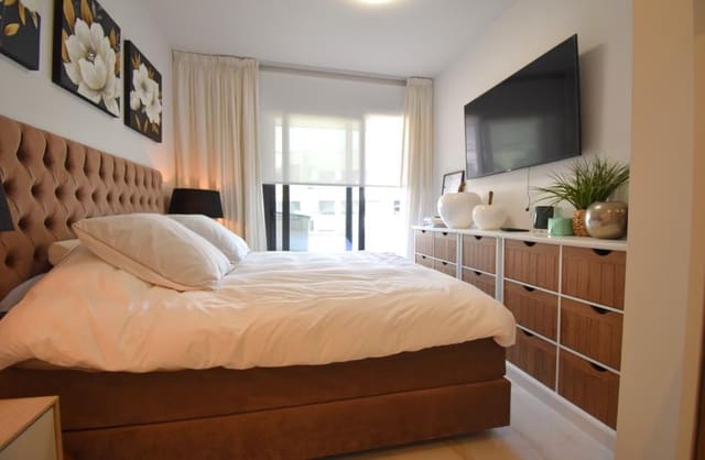 3 slaapkamer Appartement te koop in Playa Flamenca, Orihuela met zwembad garage - € 475.000 (Ref: 9420364)