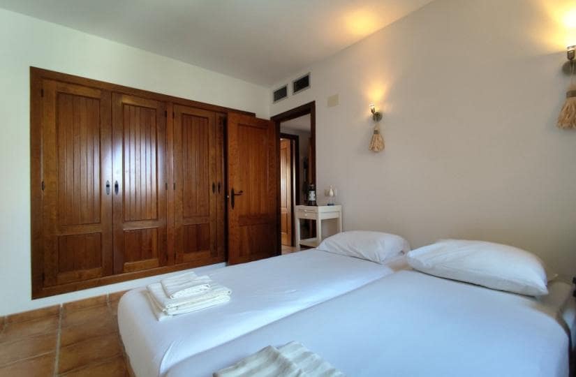 2 bedroom Penthouse for sale in Orihuela Costa with pool garage - € 299,900 (Ref: 9420365)