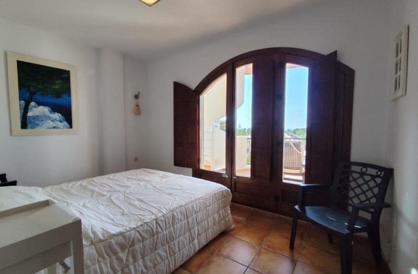 2 bedroom Penthouse for sale in Orihuela Costa with pool garage - € 299,900 (Ref: 9420365)