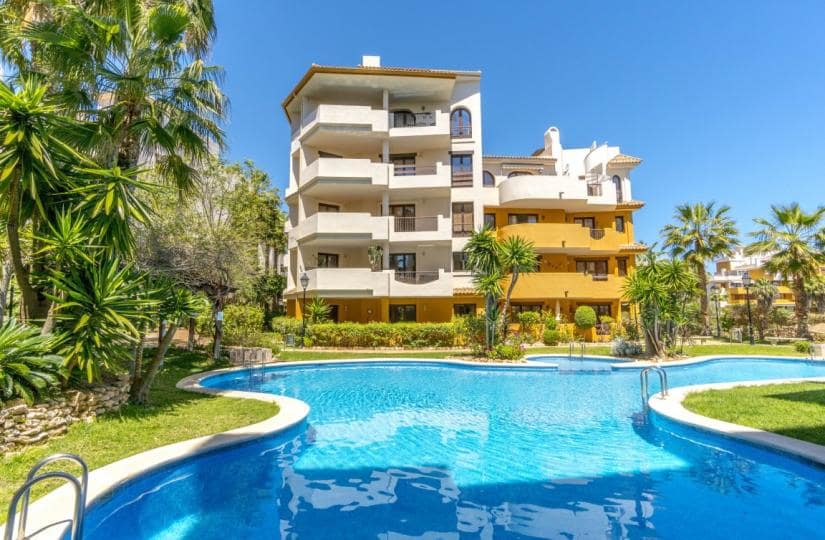 2 bedroom Penthouse for sale in Orihuela Costa with pool garage - € 299,900 (Ref: 9420365)