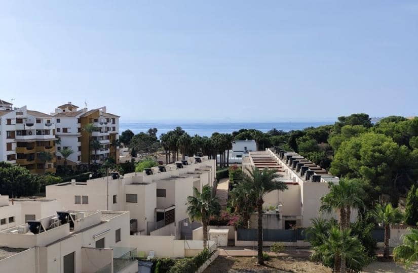 2 bedroom Penthouse for sale in Orihuela Costa with pool garage - € 299,900 (Ref: 9420365)