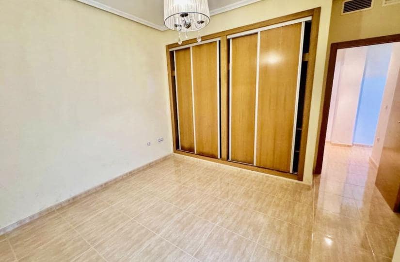 3 makuuhuone Huoneisto myytävänä paikassa Formentera del Segura mukana 
autotalli - 159 000 € (Ref: 9420367)