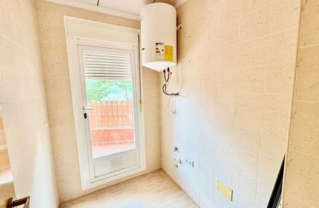 3 makuuhuone Huoneisto myytävänä paikassa Formentera del Segura mukana 
autotalli - 159 000 € (Ref: 9420367)