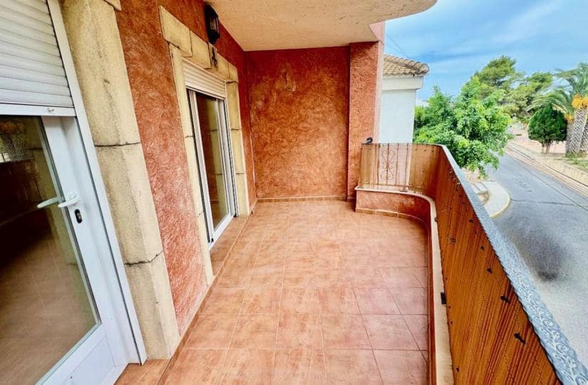 3 makuuhuone Huoneisto myytävänä paikassa Formentera del Segura mukana 
autotalli - 159 000 € (Ref: 9420367)