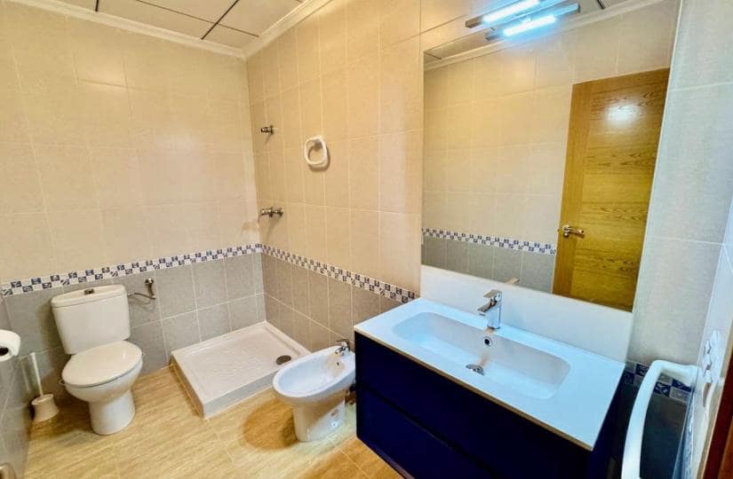 3 makuuhuone Huoneisto myytävänä paikassa Formentera del Segura mukana 
autotalli - 159 000 € (Ref: 9420367)