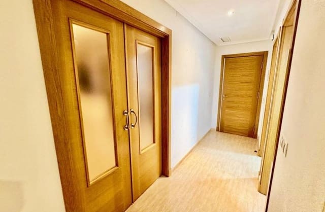 3 makuuhuone Huoneisto myytävänä paikassa Formentera del Segura mukana 
autotalli - 159 000 € (Ref: 9420367)