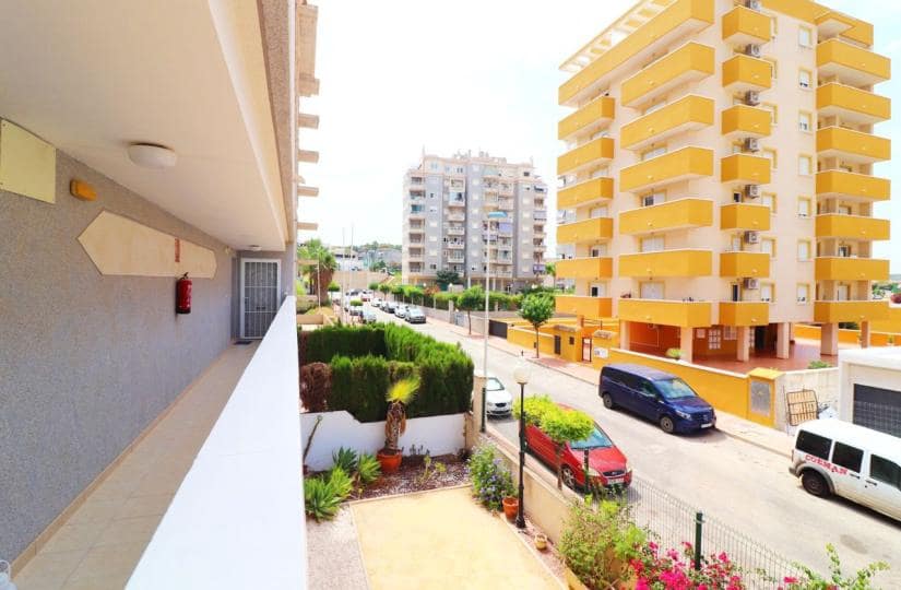 2 bedroom Apartment for sale in Guardamar del Segura with pool garage - € 149,950 (Ref: 9420369)