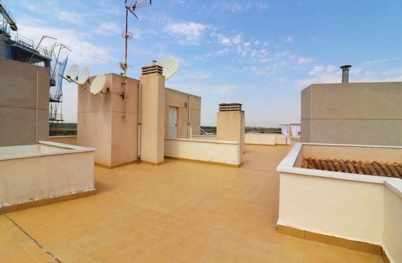 2 bedroom Apartment for sale in Guardamar del Segura with pool garage - € 149,950 (Ref: 9420369)