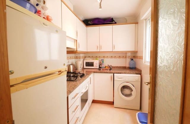 2 bedroom Apartment for sale in Puerto Deportivo, Guardamar del Segura with pool garage - € 149,950 (Ref: 9420369)