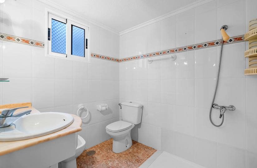 3 soverom Leilighet til salgs i Torrevieja med garasje - € 475 000 (Ref: 9420370)