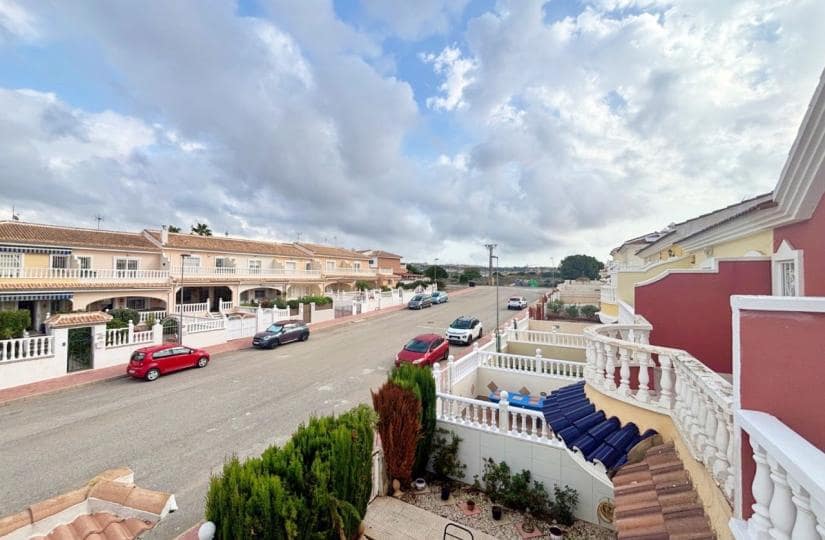 Casa de 2 habitaciones en Monte Azul en venta con piscina - 189.995 € (Ref: 9420373)