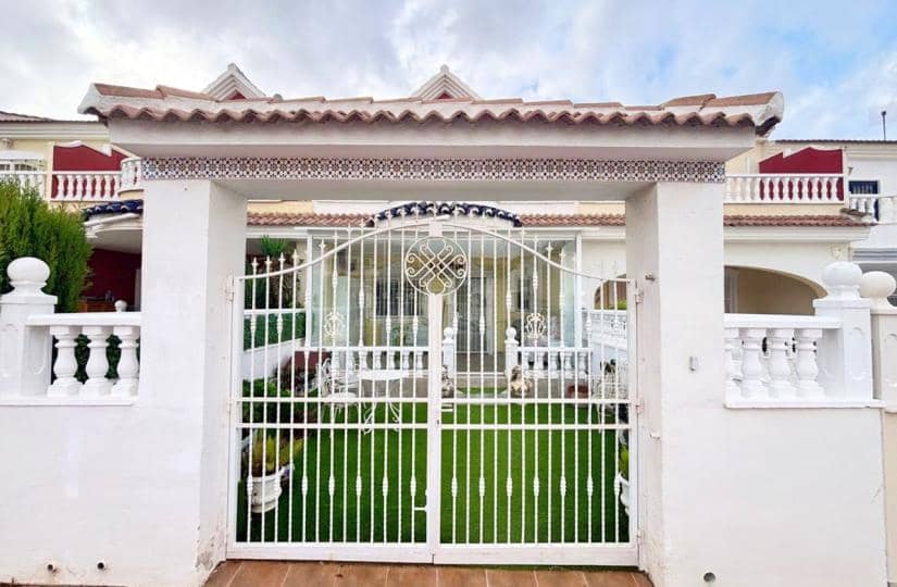 Casa de 2 habitaciones en Monte Azul en venta con piscina - 189.995 € (Ref: 9420373)