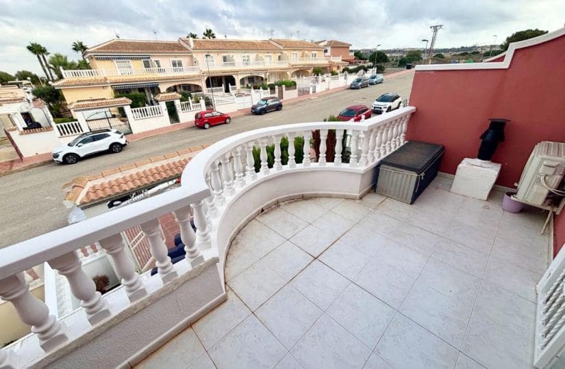 2 bedroom Townhouse for sale in Monte Azul with pool - € 189,995 (Ref: 9420373)