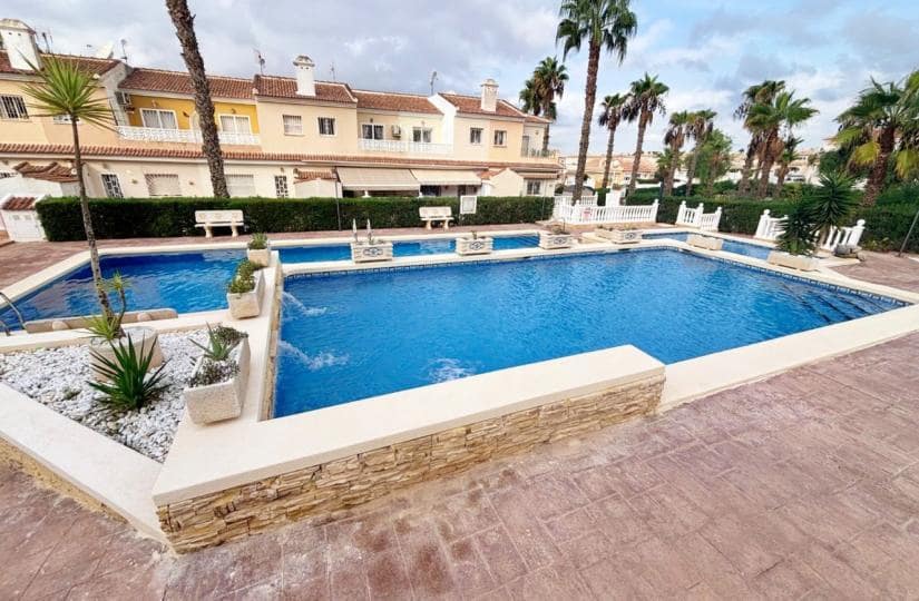 2 bedroom Townhouse for sale in Monte Azul with pool - € 189,995 (Ref: 9420373)
