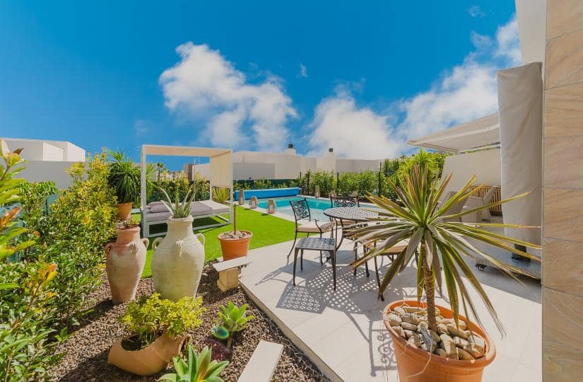 Pareado de 3 habitaciones en Algorfa en venta con piscina garaje - 525.000 € (Ref: 9420374)