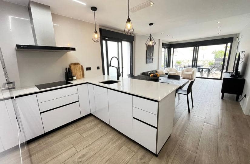 4 sovrum Villa till salu i Orihuela Costa med pool garage - 794 950 € (Ref: 9420377)