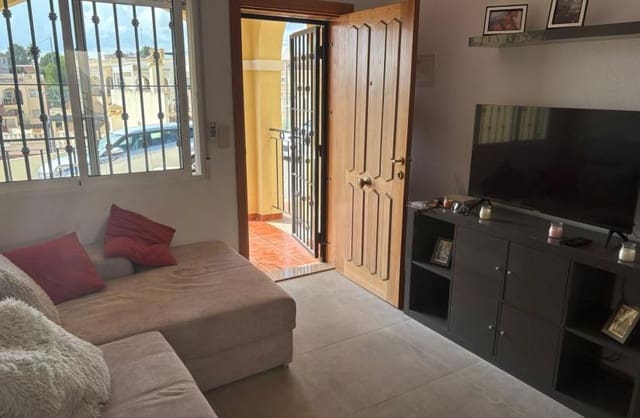 2 soverom Bungalow til salgs i Algorfa med svømmebasseng garasje - € 150 000 (Ref: 9420378)