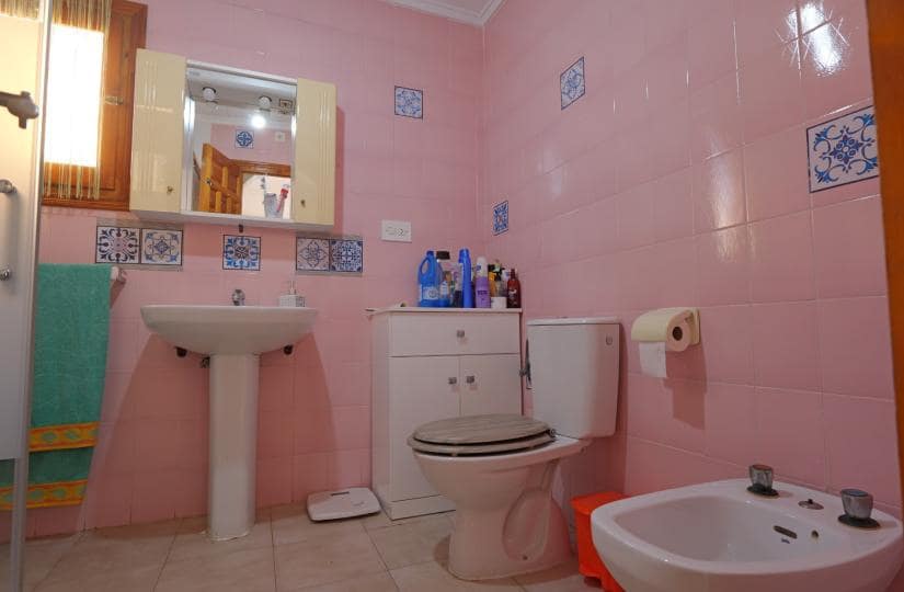 2 slaapkamer Villa te koop in El Chaparral met garage - € 275.000 (Ref: 9420381)