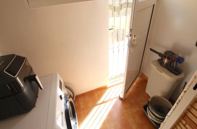 3 soveværelse Villa til salg i Guardamar del Segura med garage - € 325.000 (Ref: 9420383)