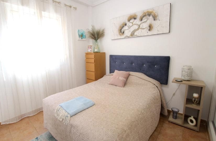 3 soveværelse Villa til salg i Guardamar del Segura med garage - € 325.000 (Ref: 9420383)