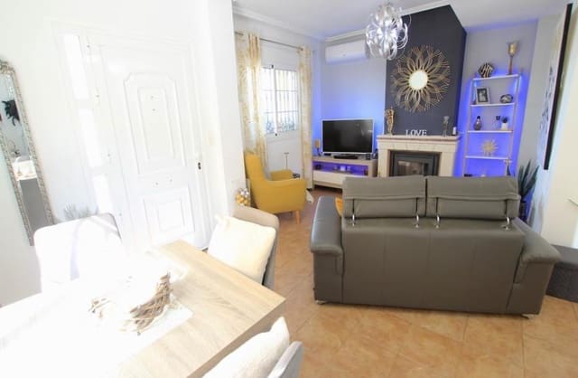 3 soveværelse Villa til salg i El Raso, Guardamar del Segura med garage - € 325.000 (Ref: 9420383)