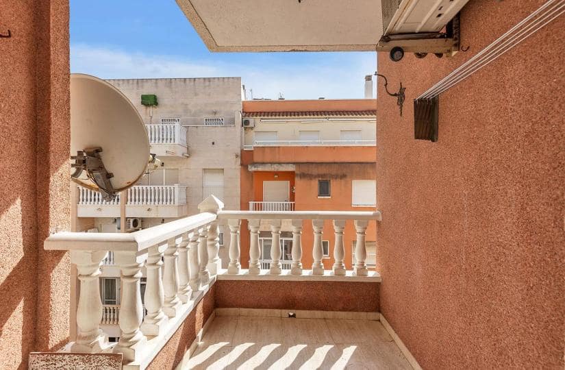 3 sovrum Lägenhet till salu i Torrevieja - 160 000 € (Ref: 9420384)