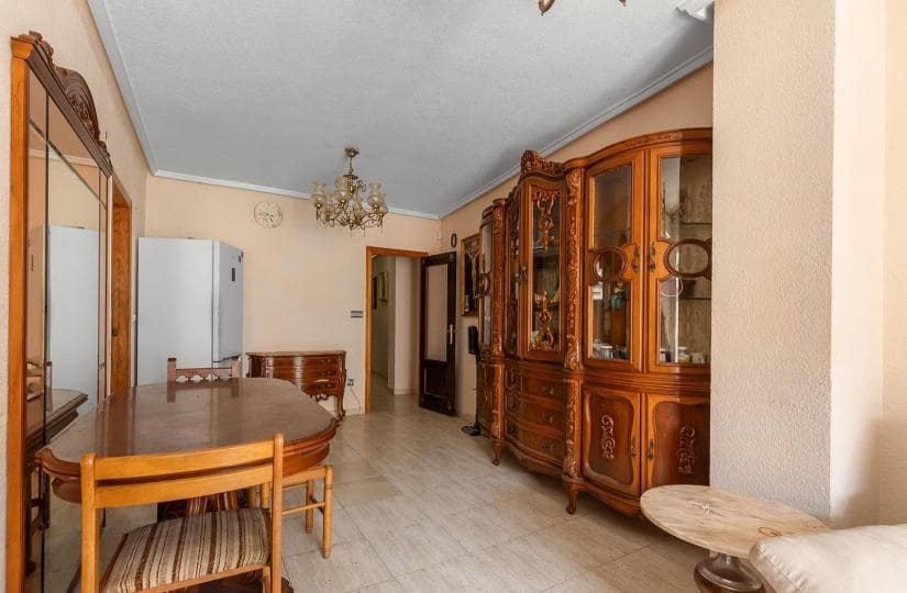 3 sovrum Lägenhet till salu i Torrevieja - 160 000 € (Ref: 9420384)