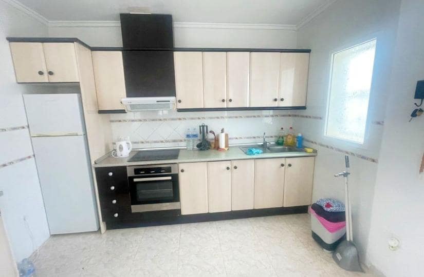 3 soverom Kjedet enebolig til salgs i Ciudad Quesada med svømmebasseng - € 190 000 (Ref: 9420387)