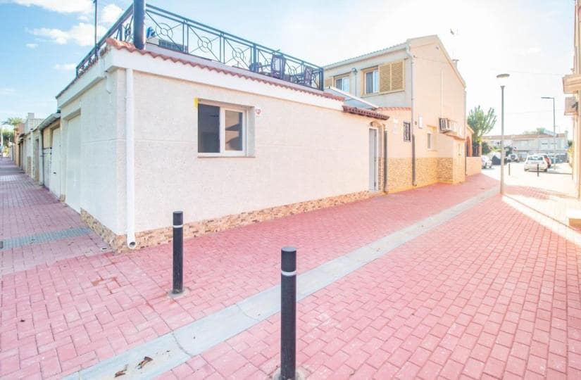 4 bedroom Townhouse for sale in Torrevieja with garage - € 249,900 (Ref: 9420388)