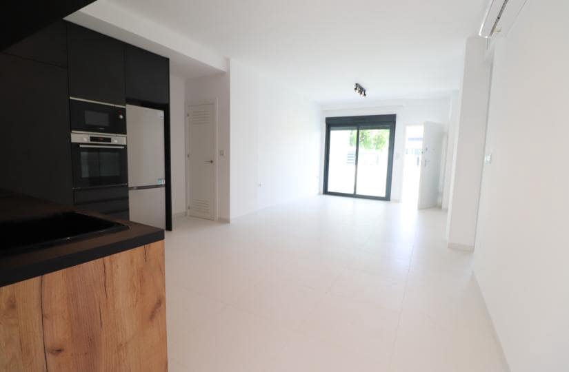 2 bedroom Apartment for rent in San Miguel de Salinas with pool garage - € 895 (Ref: 9420391)