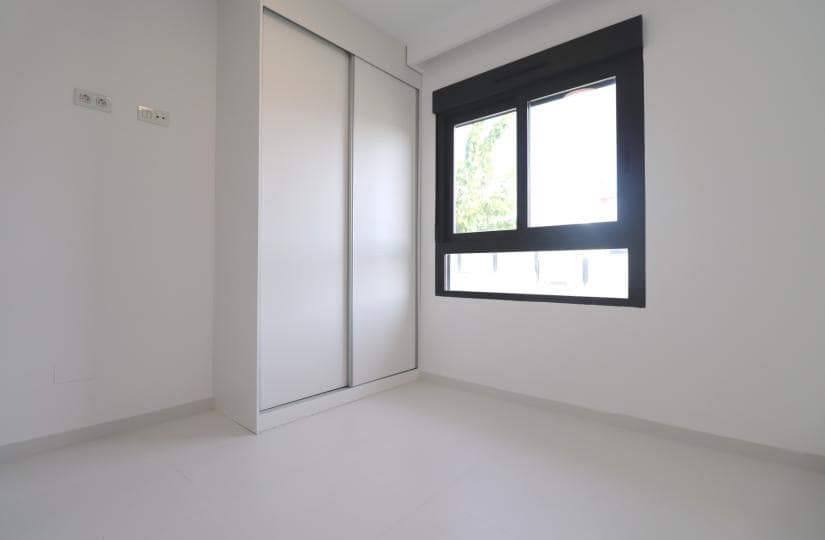 2 bedroom Apartment for rent in San Miguel de Salinas with pool garage - € 895 (Ref: 9420391)