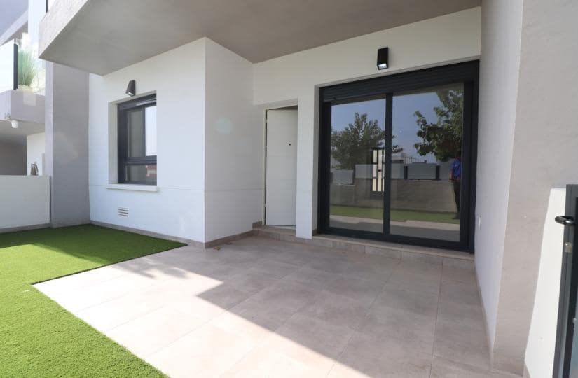 2 bedroom Apartment for rent in San Miguel de Salinas with pool garage - € 895 (Ref: 9420391)