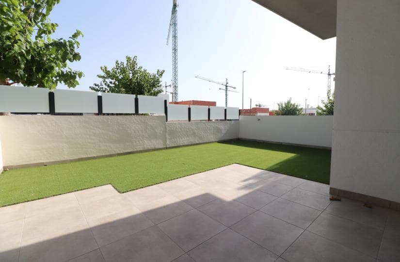 2 bedroom Apartment for rent in San Miguel de Salinas with pool garage - € 895 (Ref: 9420391)