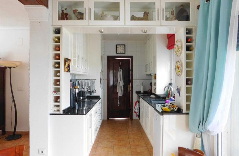 3 bedroom Villa for sale in San Miguel de Salinas with pool garage - € 270,000 (Ref: 9420392)