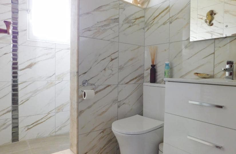 3 bedroom Villa for sale in San Miguel de Salinas with pool garage - € 270,000 (Ref: 9420392)