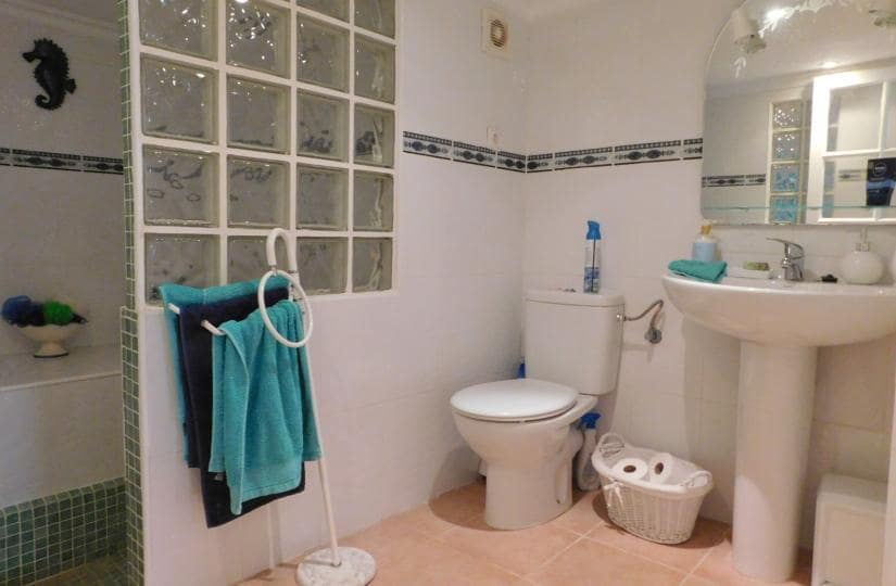 3 bedroom Villa for sale in San Miguel de Salinas with pool garage - € 270,000 (Ref: 9420392)