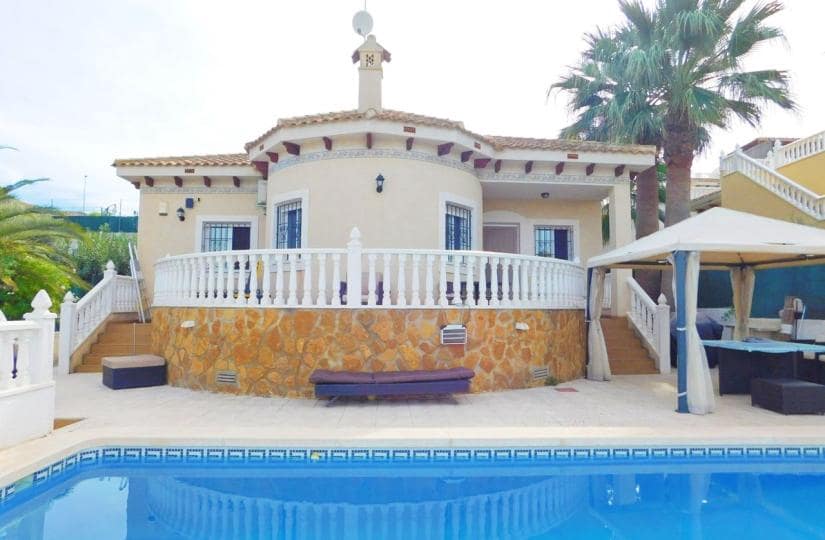 3 bedroom Villa for sale in Bigastro with pool garage - € 280,000 (Ref: 9420393)