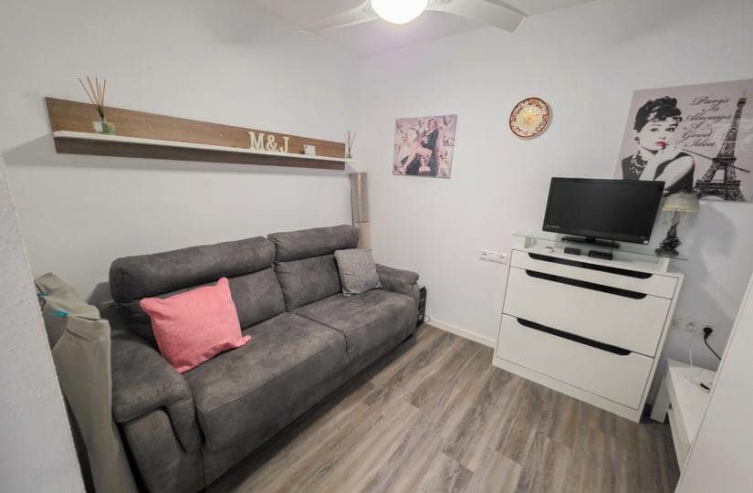 2 bedroom Apartment for sale in Vistabella with pool garage - € 135,000 (Ref: 9420395)