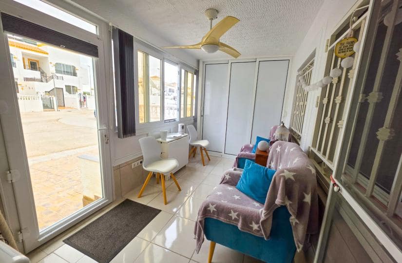 2 bedroom Apartment for sale in Vistabella with pool garage - € 135,000 (Ref: 9420395)