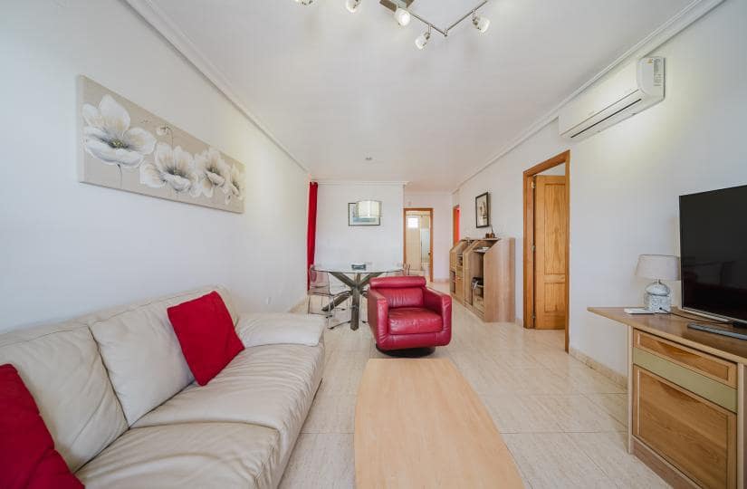 3 Zimmer Apartment zu verkaufen in Playa Flamenca mit Pool Garage - 278.000 € (Ref: 9420396)