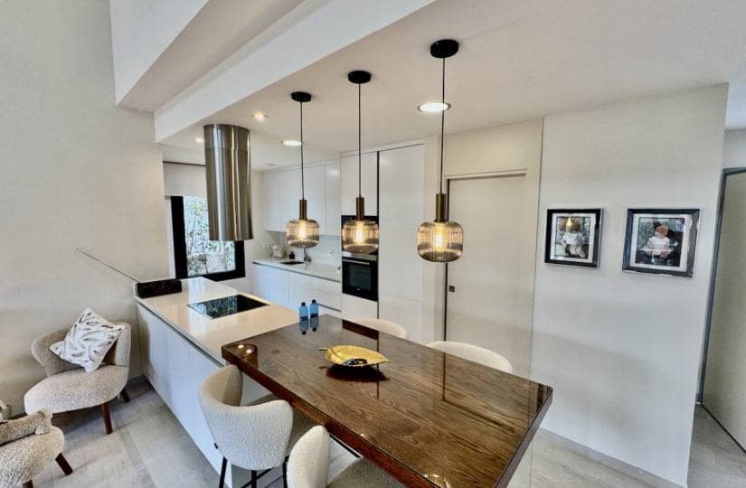 3 bedroom Villa for sale in Algorfa with pool garage - € 595,000 (Ref: 9420397)