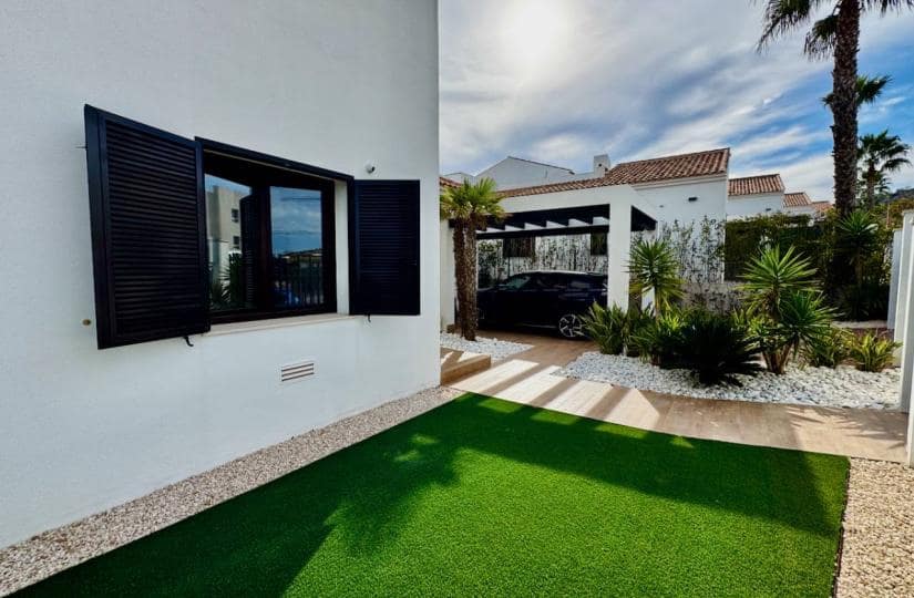 3 bedroom Villa for sale in Algorfa with pool garage - € 595,000 (Ref: 9420397)