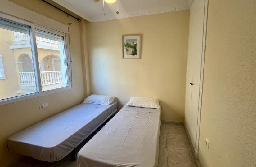 2 soveværelse Lejlighed til salg i Algorfa med swimmingpool garage - € 134.995 (Ref: 9420398)