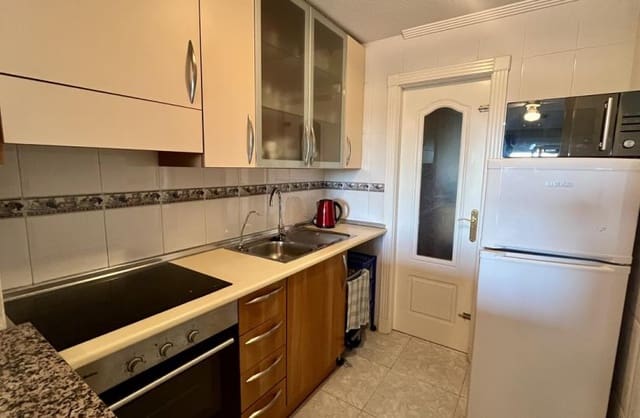 2 soveværelse Lejlighed til salg i Algorfa med swimmingpool garage - € 134.995 (Ref: 9420398)