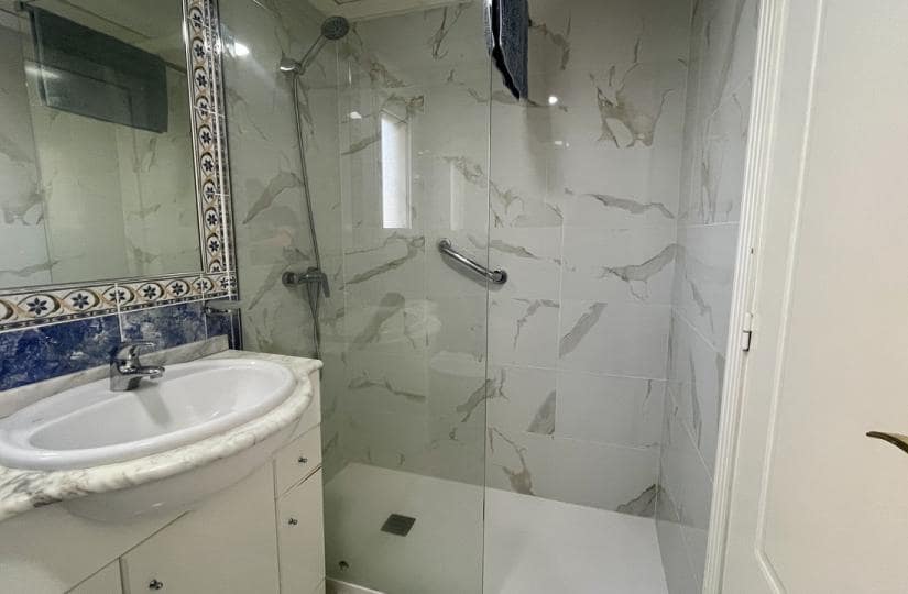 2 soveværelse Lejlighed til salg i Algorfa med swimmingpool garage - € 134.995 (Ref: 9420398)