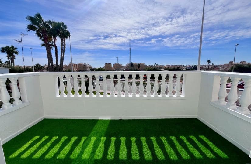 1 sovrum Lägenhet till salu i Orihuela Costa med pool - 170 000 € (Ref: 9420403)