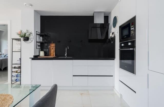 2 soveværelse Lejlighed til salg i Los Altos med swimmingpool garage - € 239.000 (Ref: 9420404)